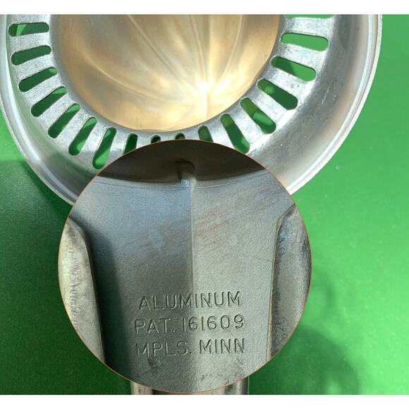 Foley Aluminum Hand-held Juicer Citrus Reamer - Picture 3 of 4